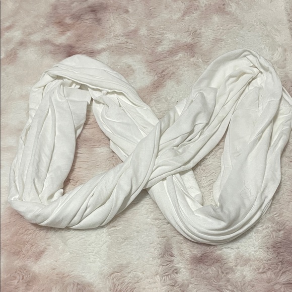 White Infinity Scarf - Picture 2 of 4